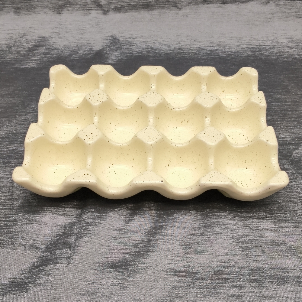 Speckled Cream Stoneware Egg Holder for Countertop Display - Holds 12 Eggs